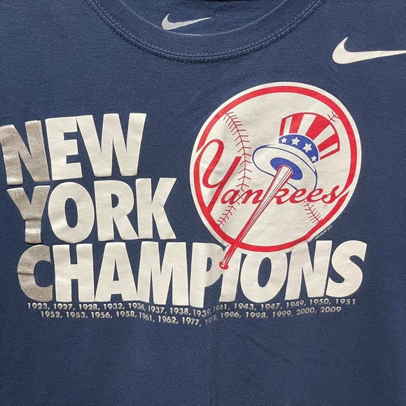 MLB New York Yankees champions World Series casual sports baseball team T-shirt - Picture 2 of 4